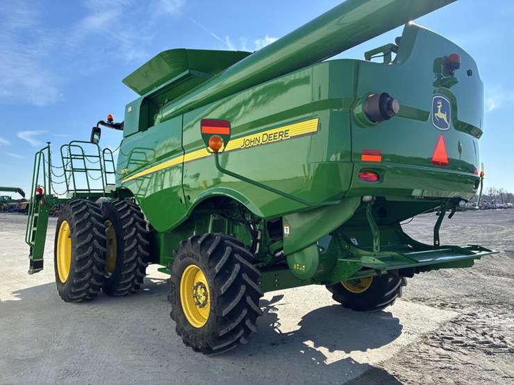 2013-john-deere-s670-image-7