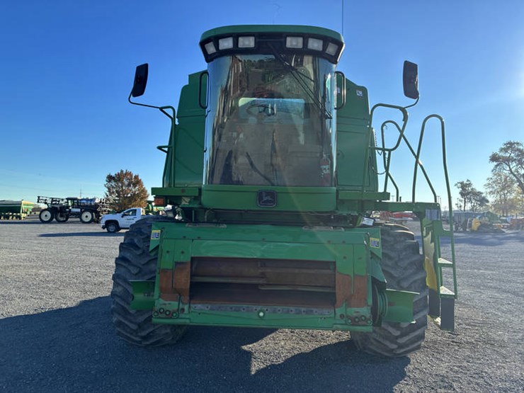 2000-john-deere-9550-image-10