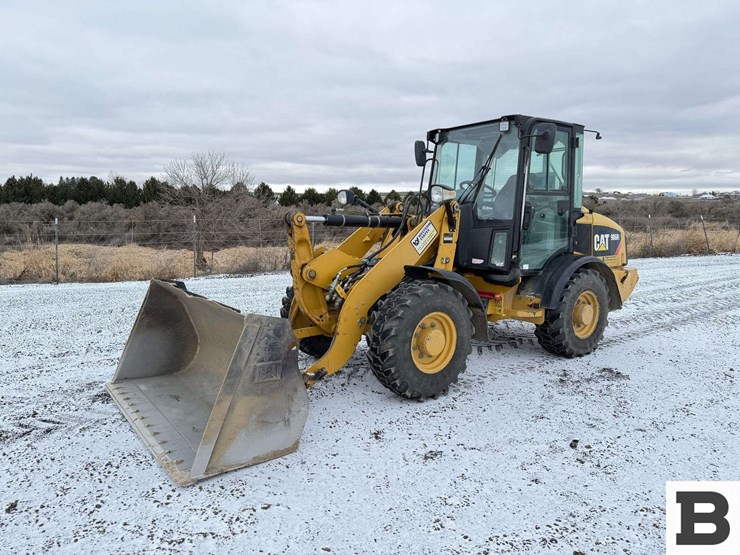 2013-caterpillar-906-image-2