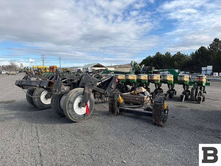 schlagel-mfg.-ripper,-implement-dolly,-great-plains-corn-planter-image-5