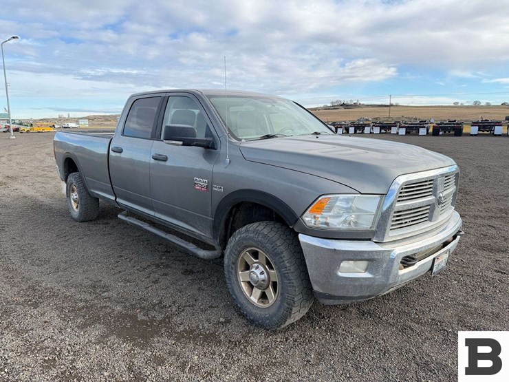 2012-dodge-2500-image-4