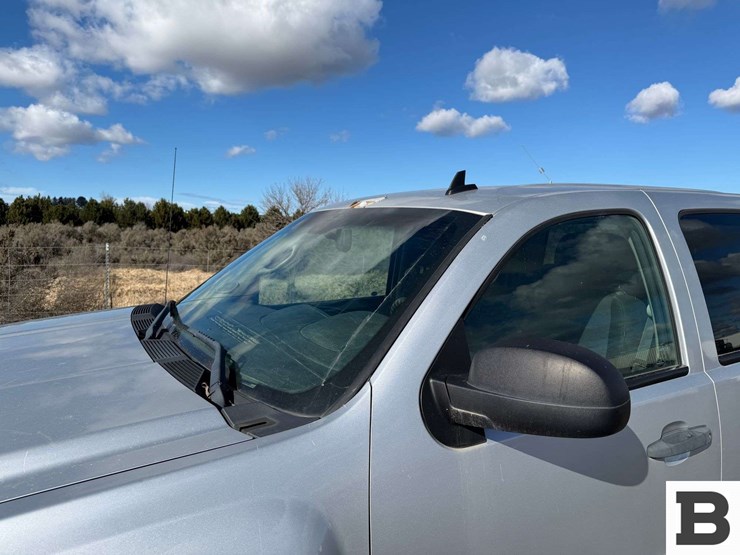 2013-chevrolet-silverado-1500-image-12