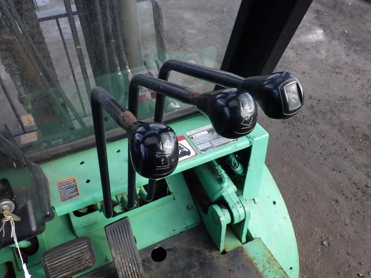 mitsubishi-fg40k-image-38