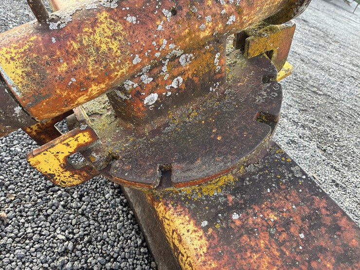 #5179-•-yellow-3pt-blade-image-4