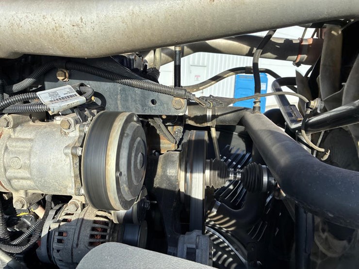 2011-case-ih-magnum-315-image-63