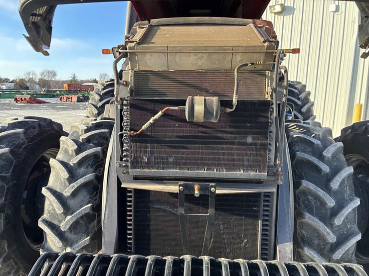 2011-case-ih-magnum-315-image-64