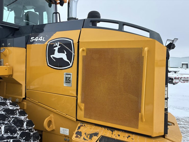 2019-deere-544l-image-41