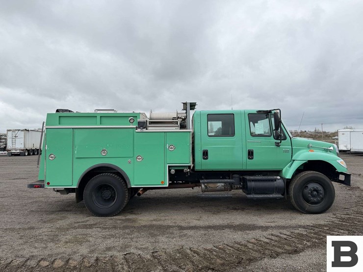 2005-international-7400-image-6