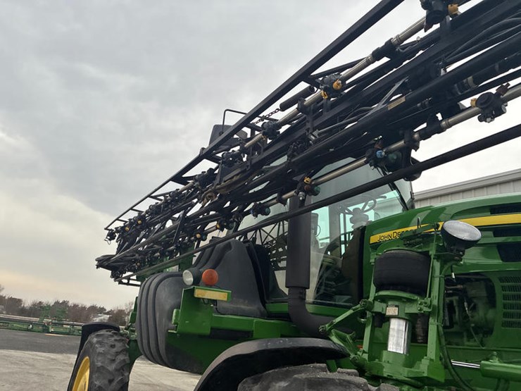 2011-john-deere-4830-image-19