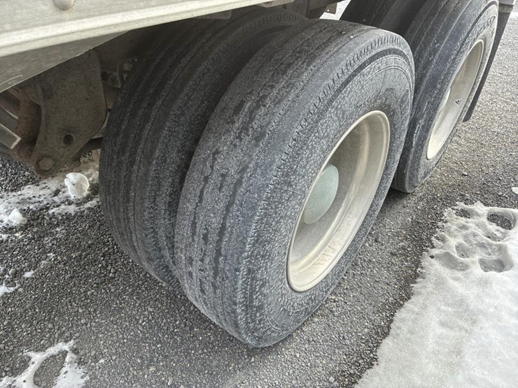 2000-timpte-hopper-image-18