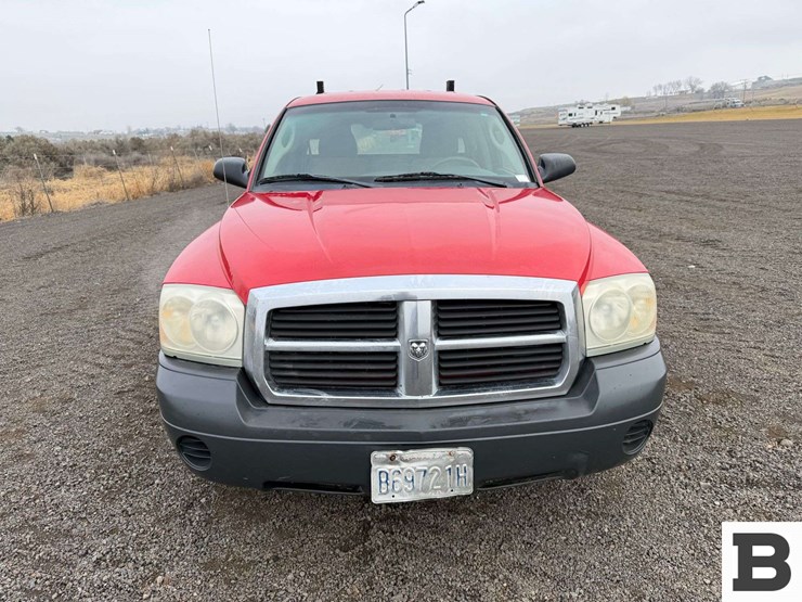 2005-dodge-dakota-image-11