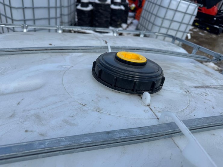 water-tank-tote-image-6