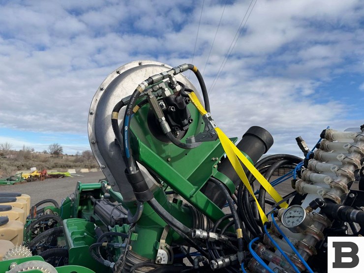 schlagel-mfg.-ripper,-implement-dolly,-great-plains-corn-planter-image-76