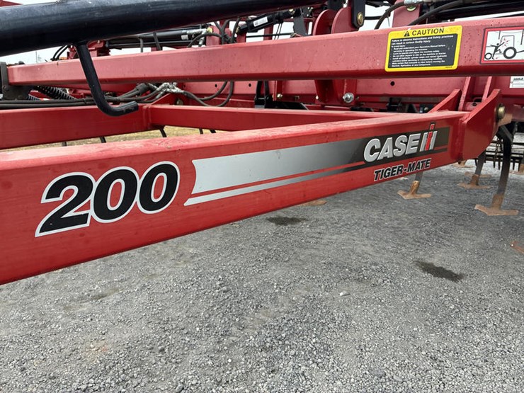 case-ih-tigermate-200-image-19
