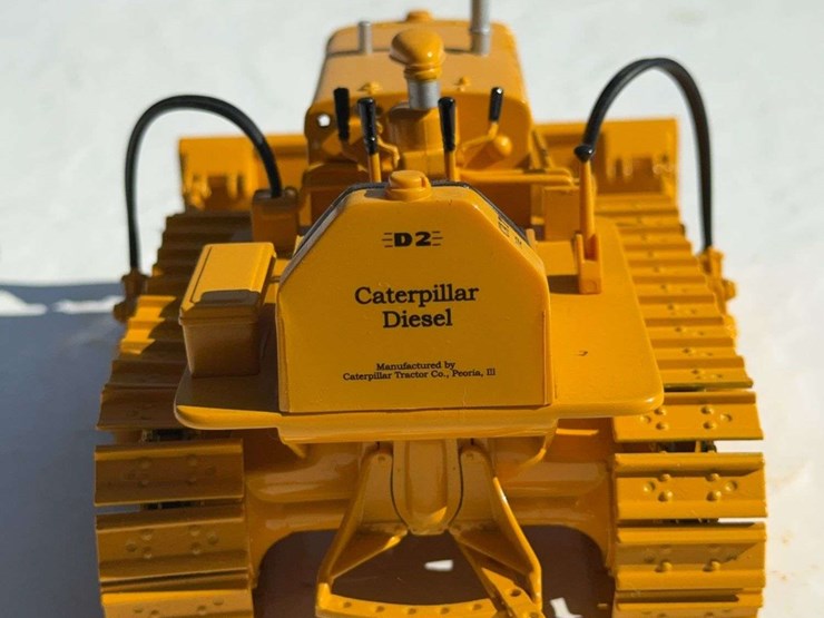 caterpillar-d2-image-7
