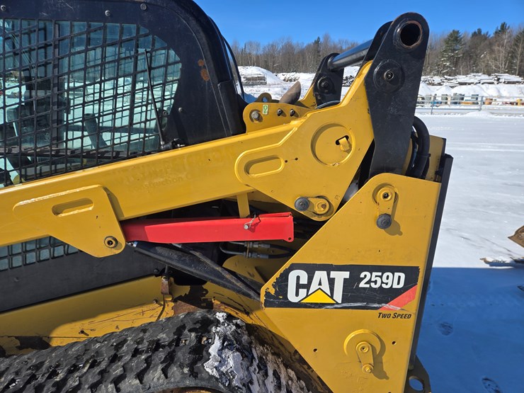caterpillar-259d-image-24
