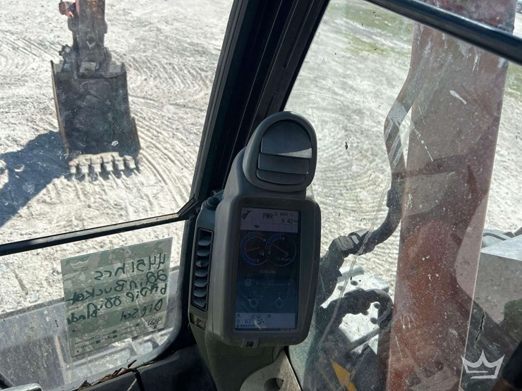 hitachi-zx75us-image-12