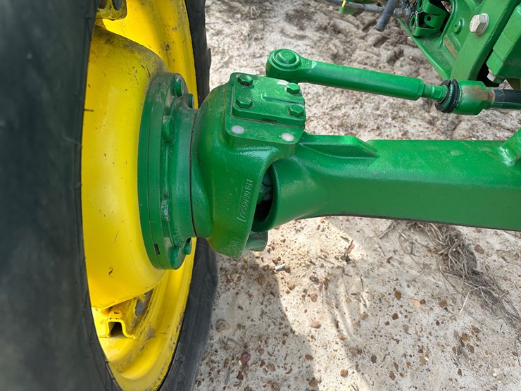 2011-john-deere-5090m-image-14