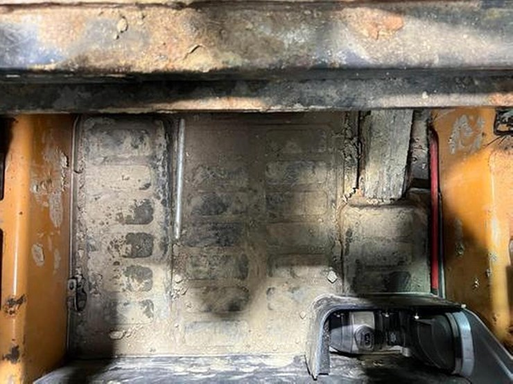 2015-case-sr220-image-26