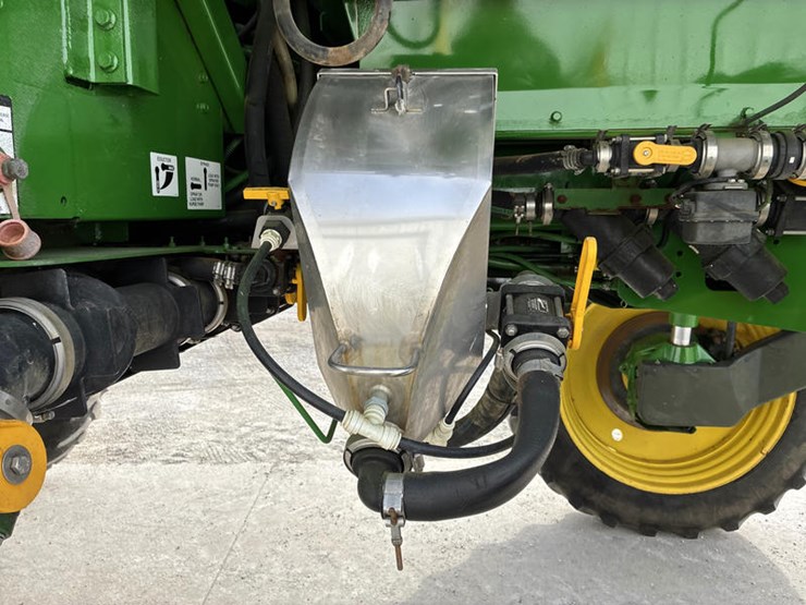 2014-john-deere-4830-image-40