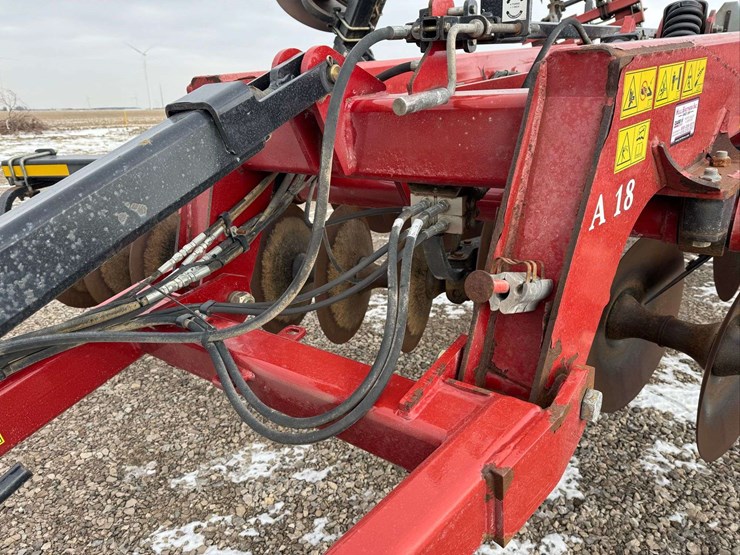 2016-case-ih-2016-image-36