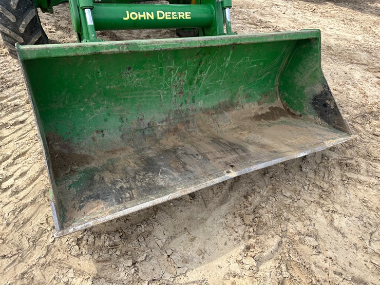 2011-john-deere-5090m-image-33