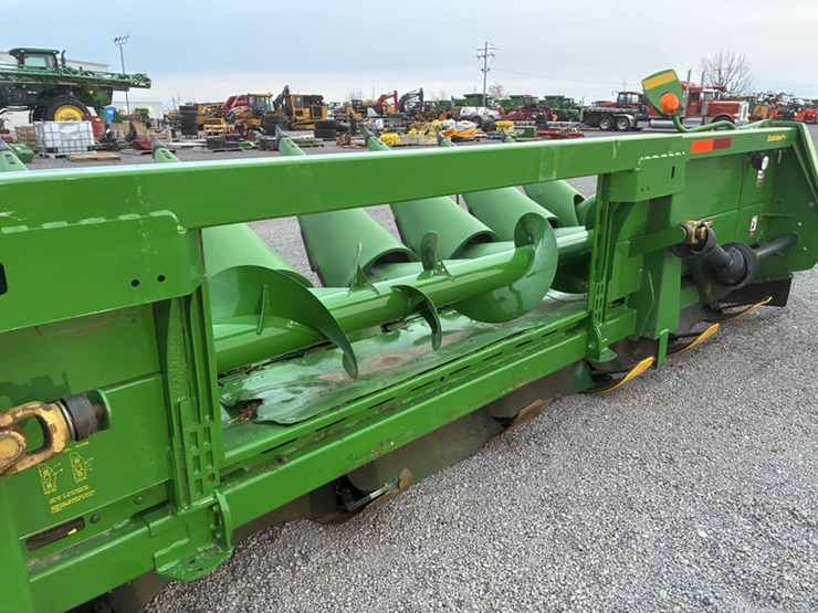 2009-john-deere-608c-image-11