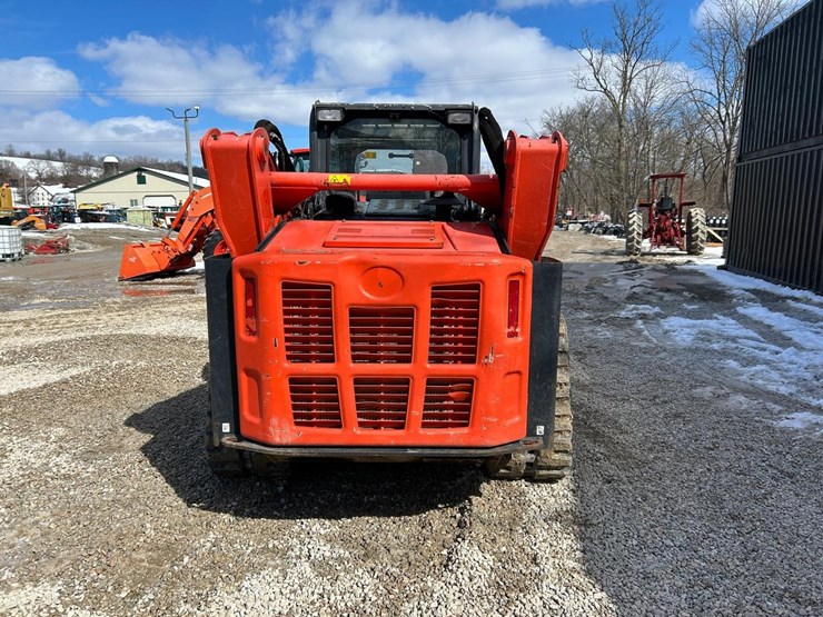 2021-kubota-svl97-2-image-3