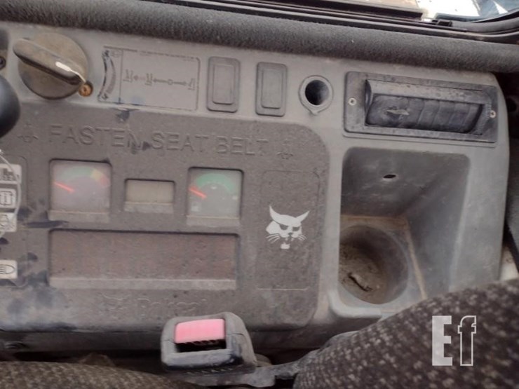 2011-bobcat-e35-image-9