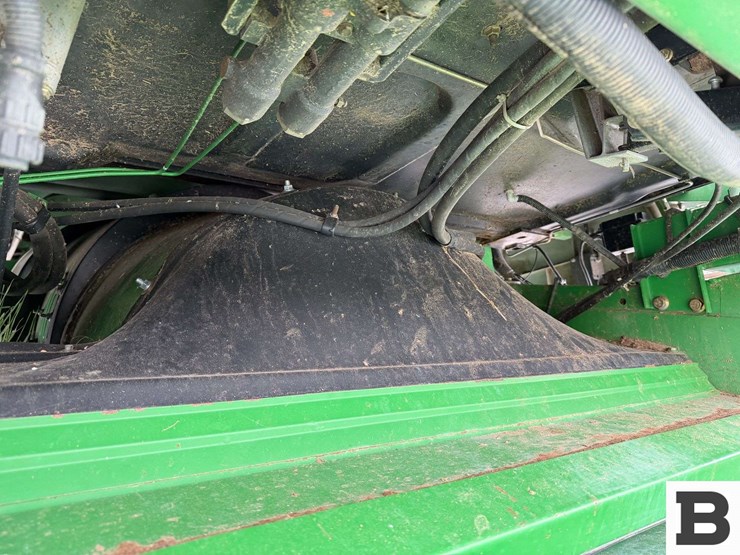 2004-john-deere-9660-sts-image-29