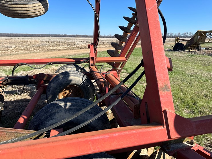 case-ih-3900-image-24