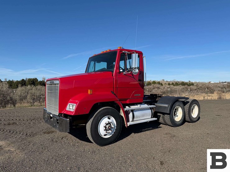 1986-freightliner-flc112-image-2