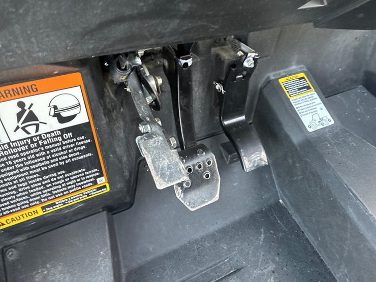 john-deere-gator-image-49