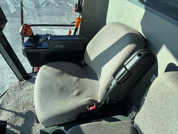 2008-case-ih-2588-image-101