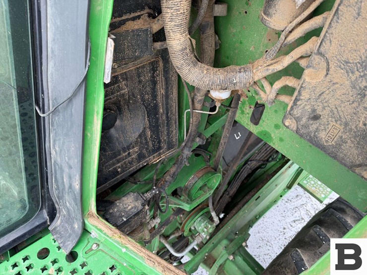 2004-john-deere-9660-sts-image-104
