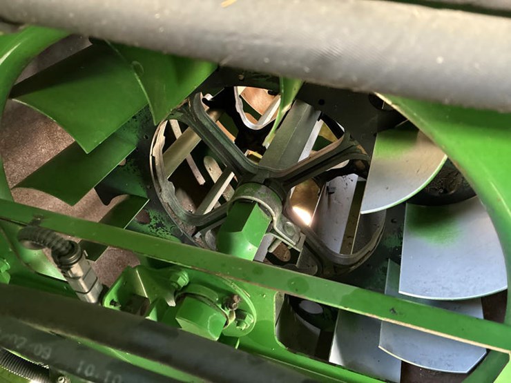 2009-john-deere-9570-sts-image-79