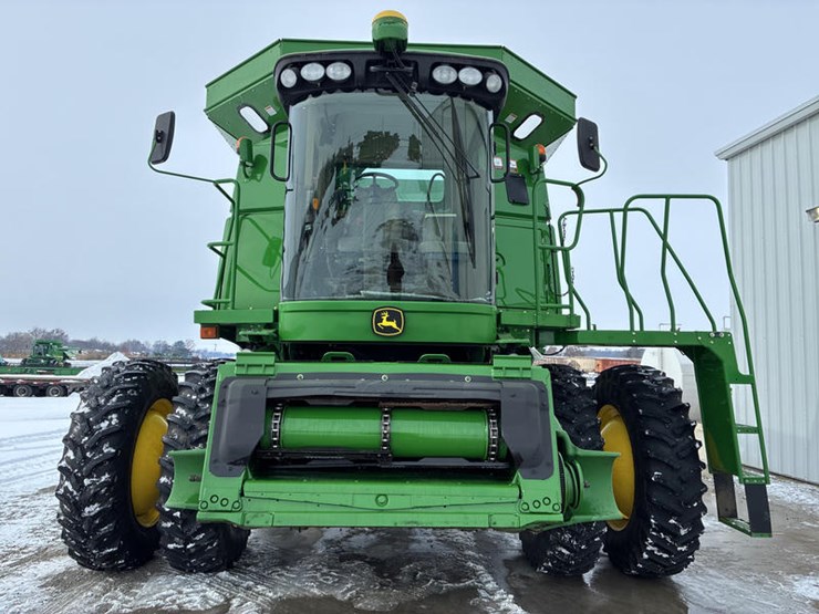 2011-john-deere-9670-sts-image-8