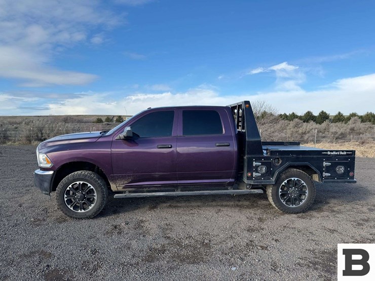 2015-dodge-2500-image-3