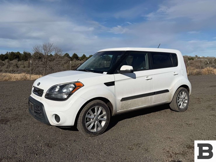 2013-kia-soul-mpv-image-1