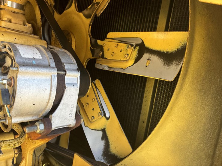 new-holland-tr89-image-80