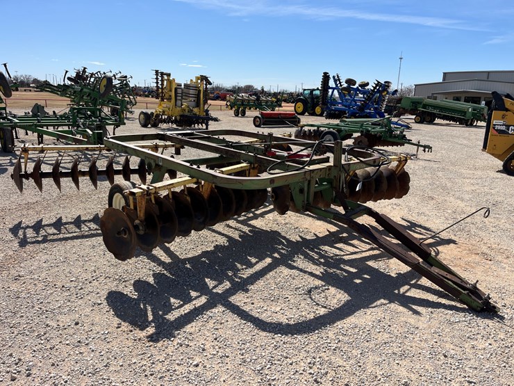 john-deere-210-image-6