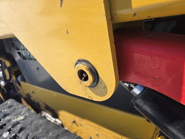 caterpillar-259d-image-25