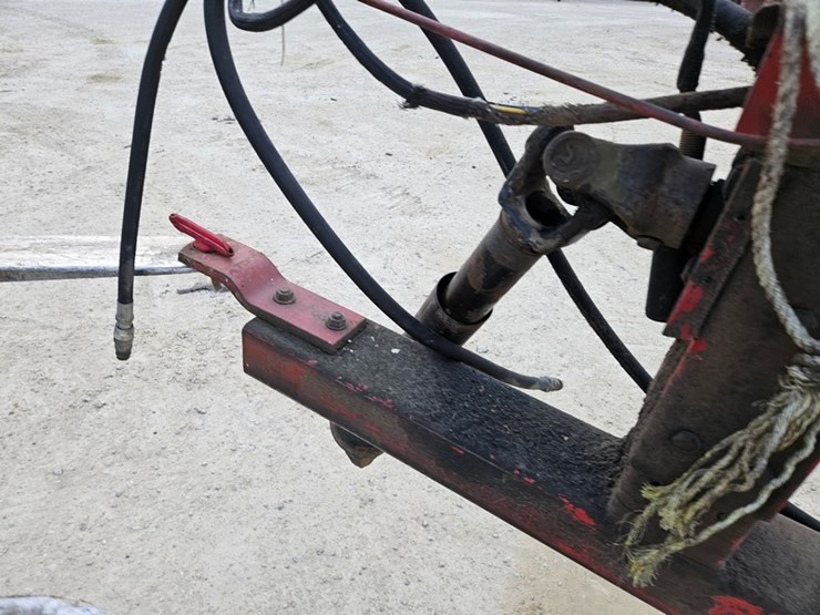 international-881-image-29