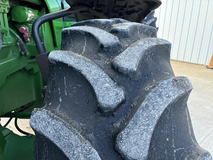 2006-john-deere-8430-image-42