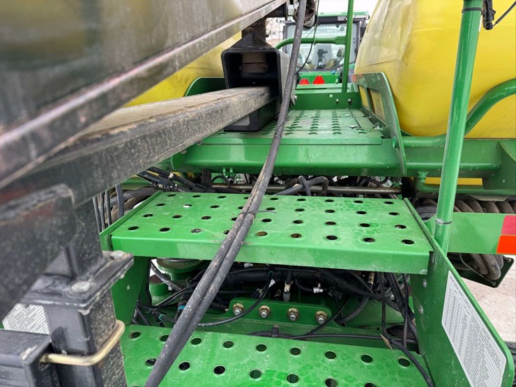 john-deere-1795-image-31