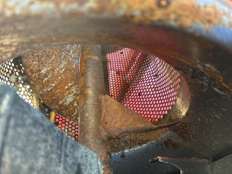 1994-case-ih-1666-image-37