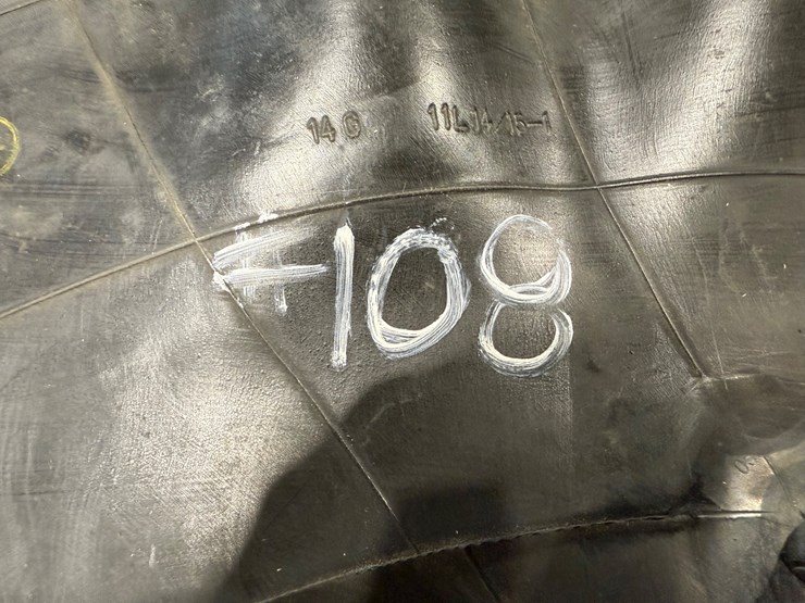 #108-•-11l-14/15-1-tube-image-1