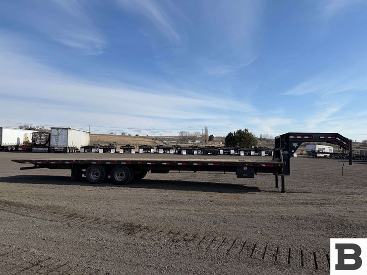 2014-pj-gooseneck-flatbed-trailer-image-7