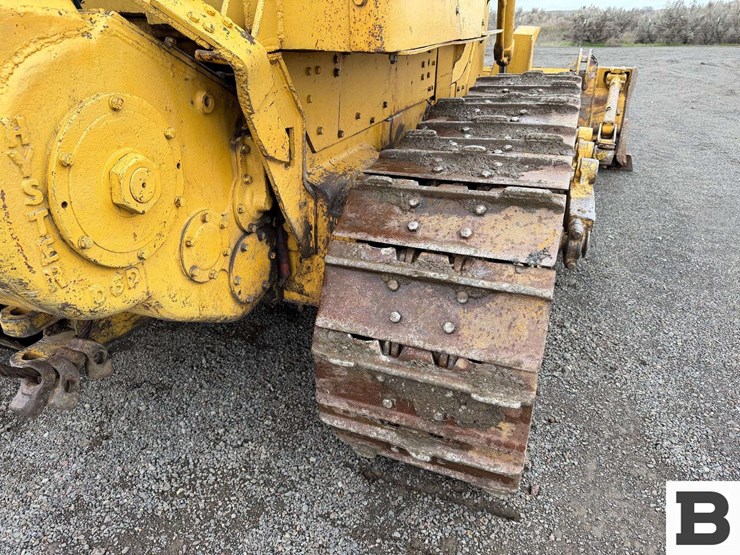 caterpillar-d6-image-29