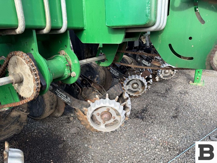 schlagel-mfg.-ripper,-implement-dolly,-great-plains-corn-planter-image-60